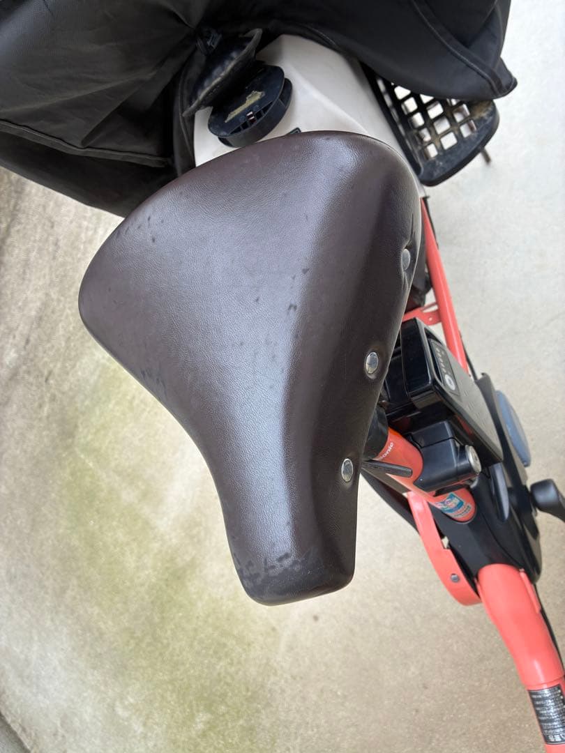 GuttoＥＸラクイック電動アシスト自転車 チャイルドシート、レインカバー付き