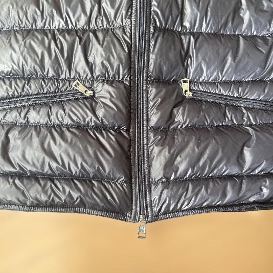 Moncler モンクレール　ダークネイビー　ダウンベスト　size4