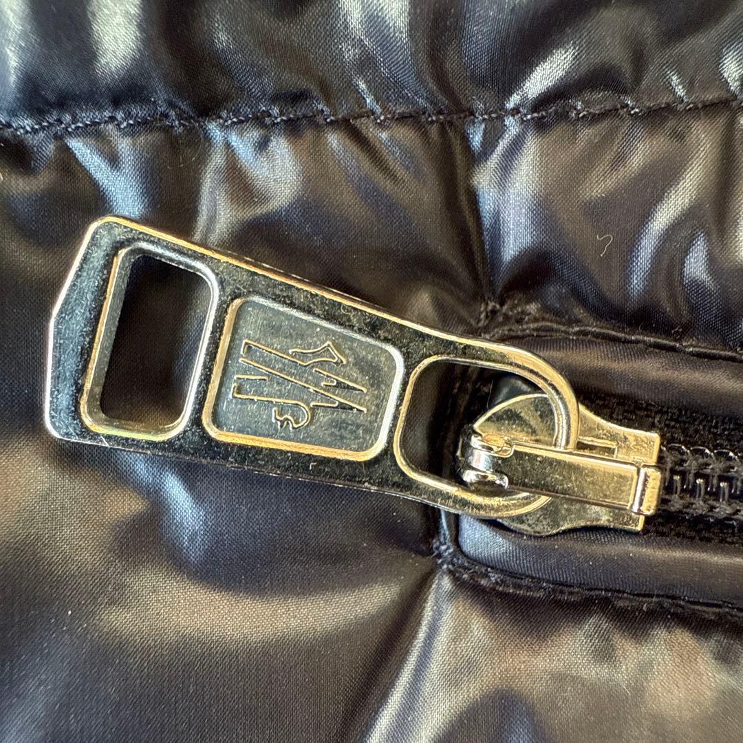 Moncler モンクレール　ダークネイビー　ダウンベスト　size4