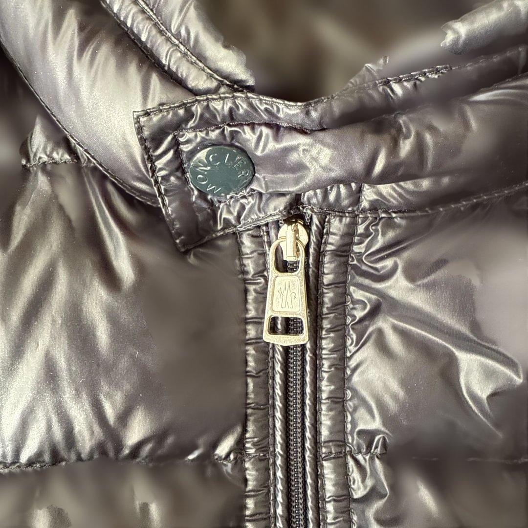 Moncler モンクレール　ダークネイビー　ダウンベスト　size4