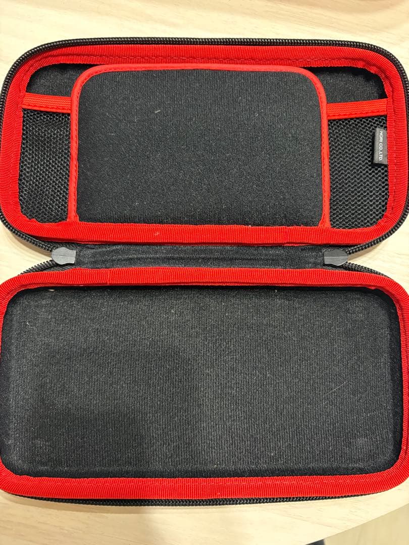 ニンテンドースイッチ　ライト本体(フィルム付き)＋ケース