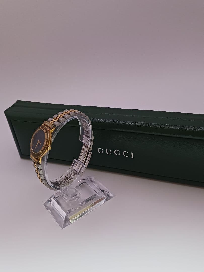 く*さ様 GUCCI 3000L ゴールド シルバー 時計