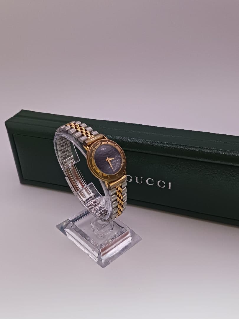 く*さ様 GUCCI 3000L ゴールド シルバー 時計