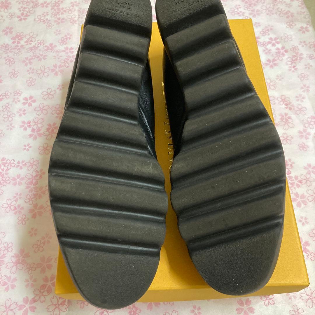 HILLS AVENUE ブラックバレエシューズ　23.5cm 箱付き