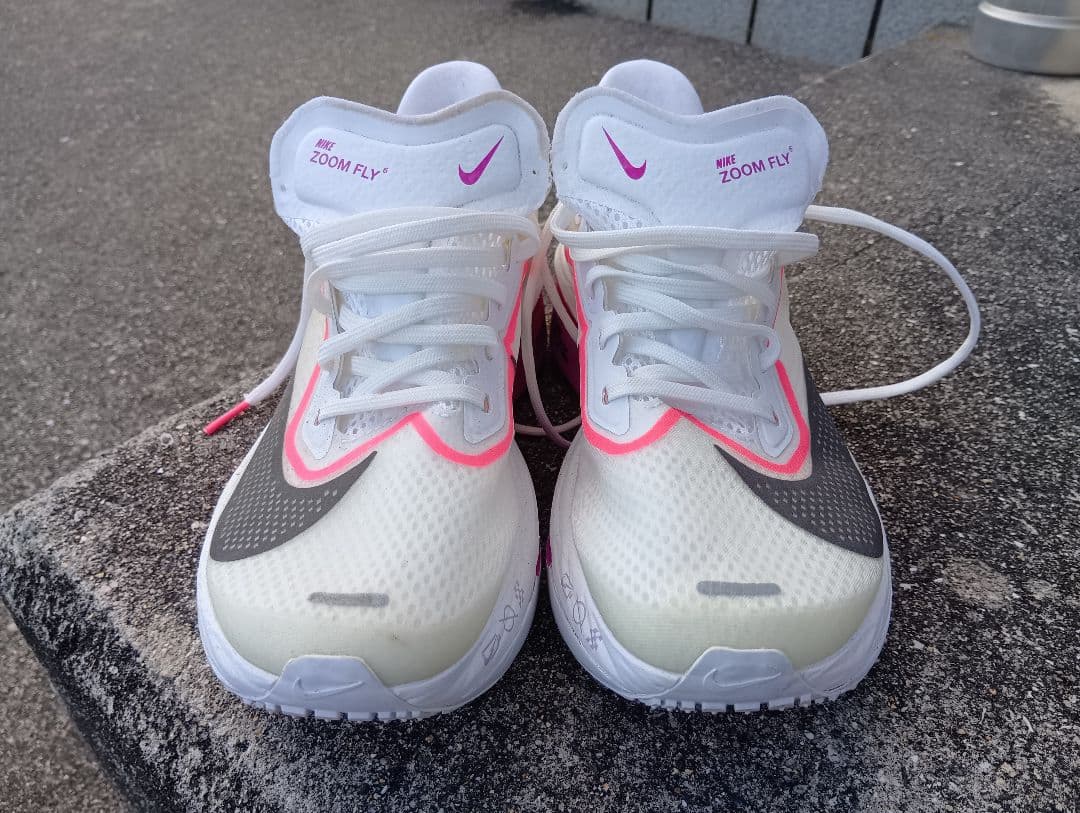 最終値下げ美品Nike Zoom Fly6 ランニングシューズ 22.5