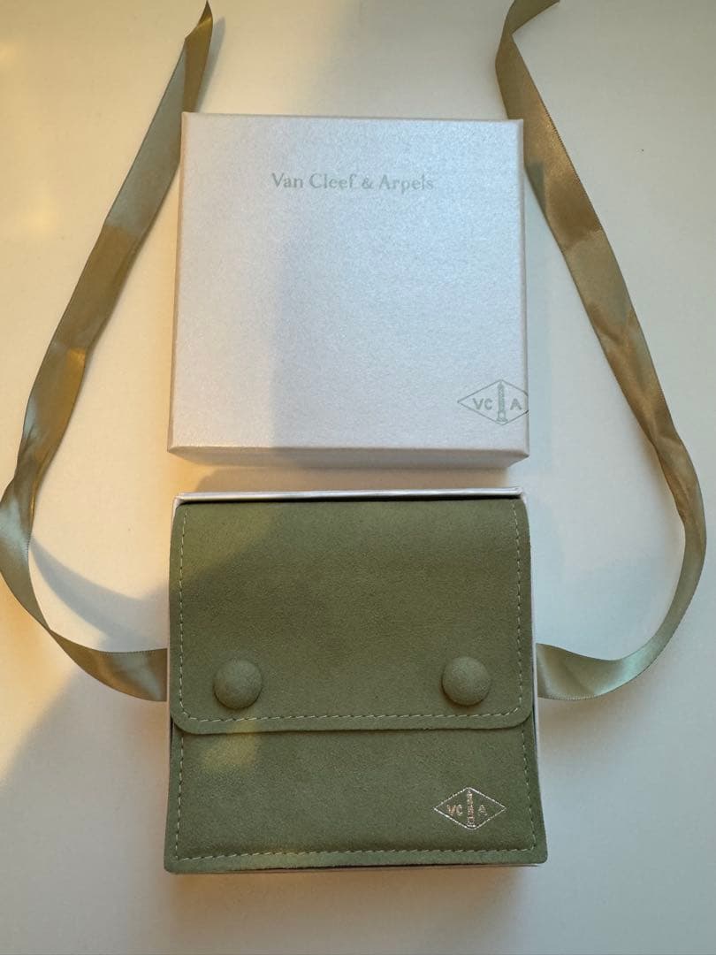 Van Cleef & Arpels ヴァンクリ　空箱　ジュエリーケース