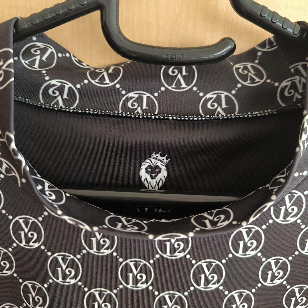美品　V12 　ゴルフウエア　半袖 MONOGRAM MOCK ブラック　L