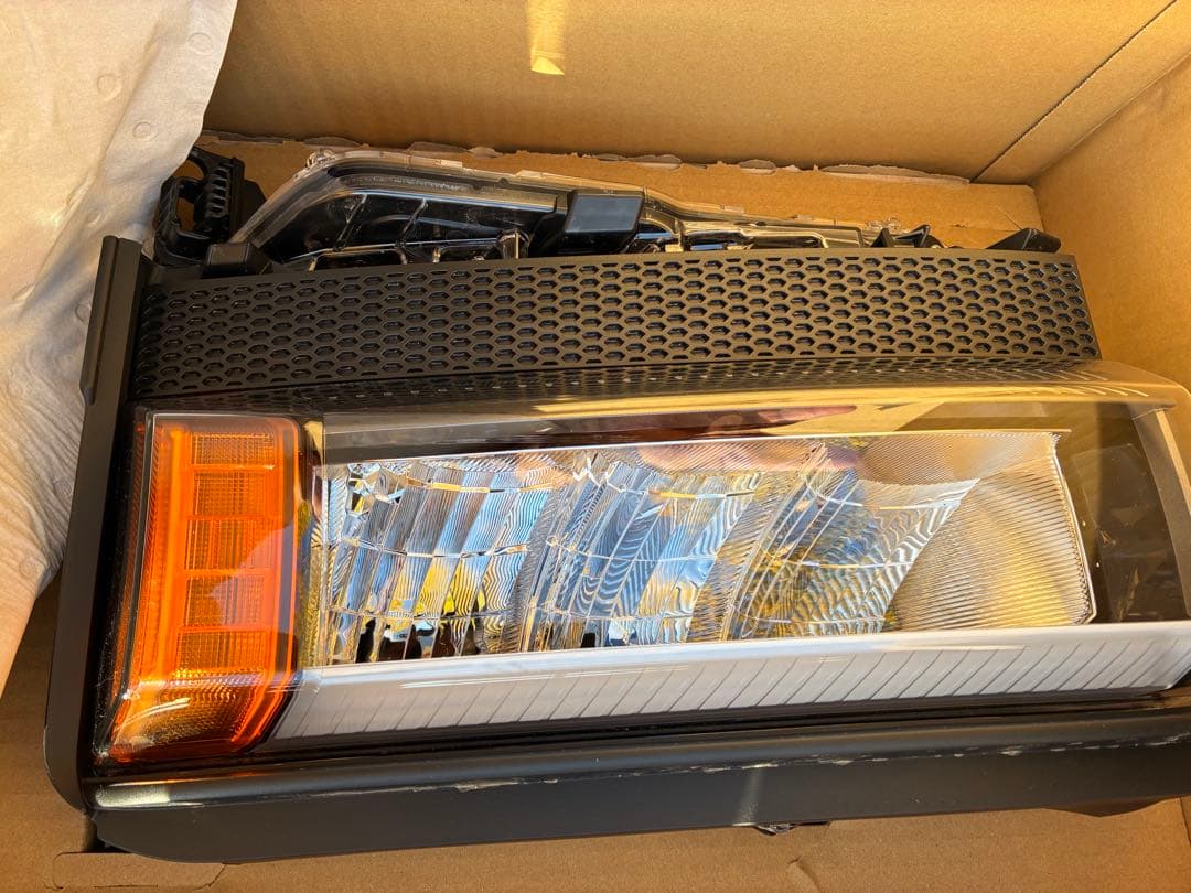 ランドクルーザー250 vx 角目
