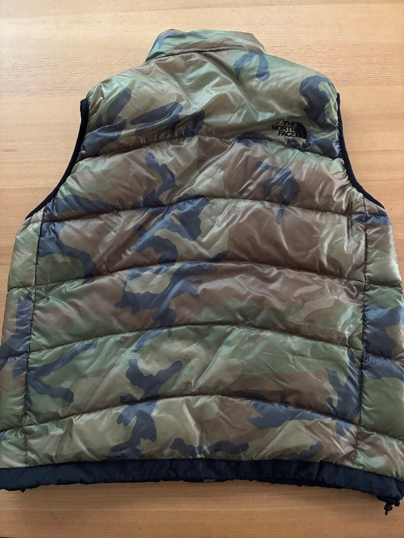 THE NORTH FACE カモフラージュ ダウンベスト　メンズMサイズ
