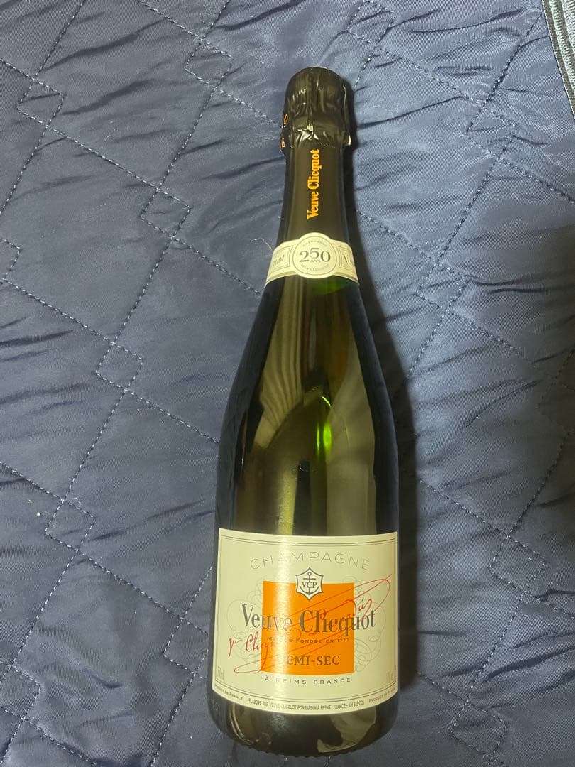 Veuve Clicquot シャンパン 750ml 250周年記念