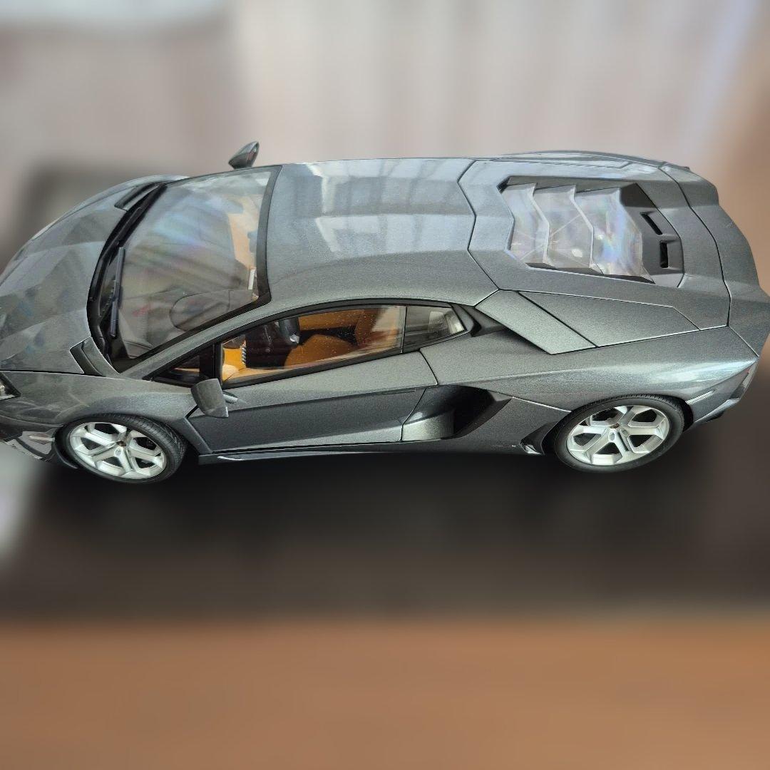 ミニカー AUTOart 1/18 Lamborghini Aventador