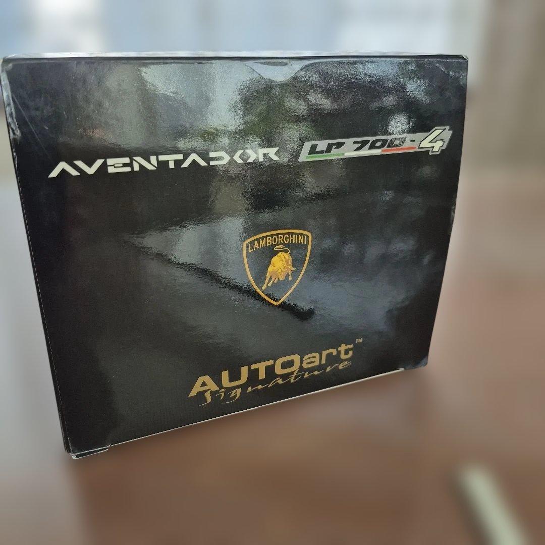 ミニカー AUTOart 1/18 Lamborghini Aventador
