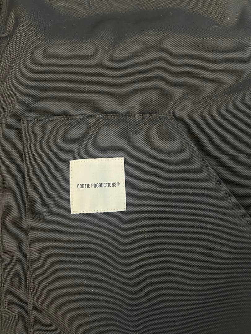 COOTIE PRODUCTIONS 黒ダウンベスト