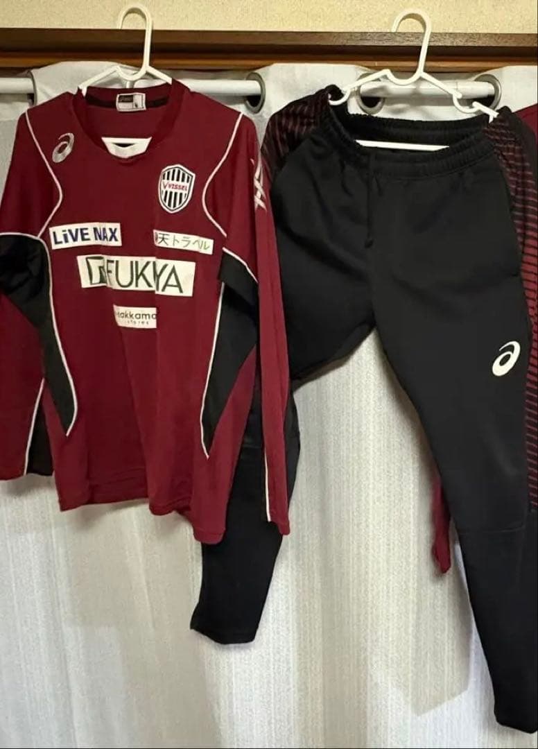 支給品　ヴィッセル神戸　トレーニングウェア スポンサー入り