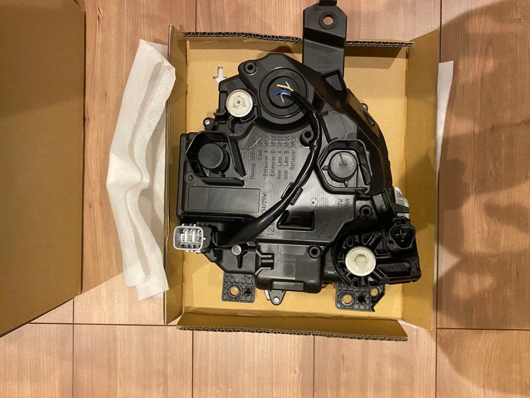 【新品】JB64ジムニー純正LEDヘッドライト
