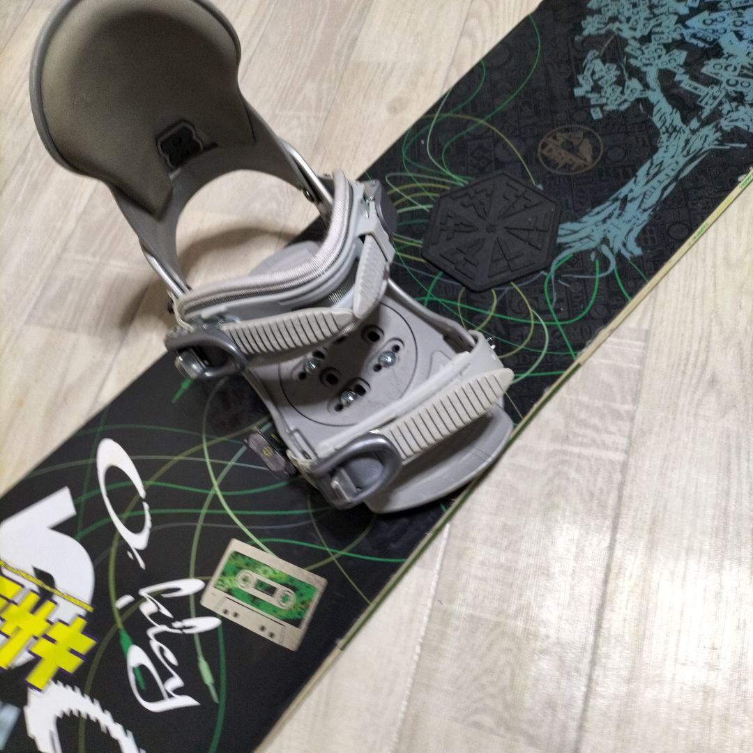 SALOMON サロモン　スノーボード板　スノーボードセット