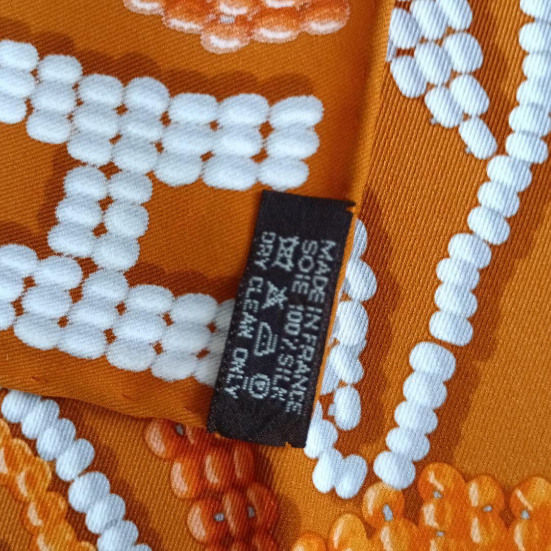 美品　HERMES シルク65cm スカーフ　真珠でできたケリー　箱　リボン