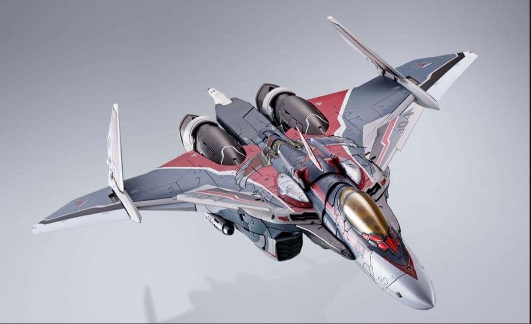 【新品未開封】DX超合金 VF-31AX カイロスプラス(ミラージュ機)