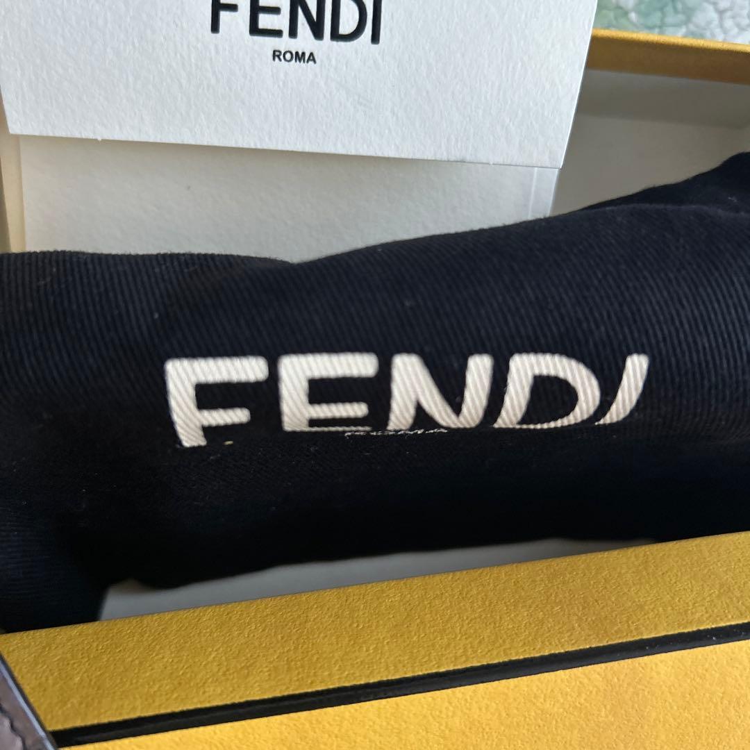 FENDI FFロゴキーケース ダークブラウン/レッド