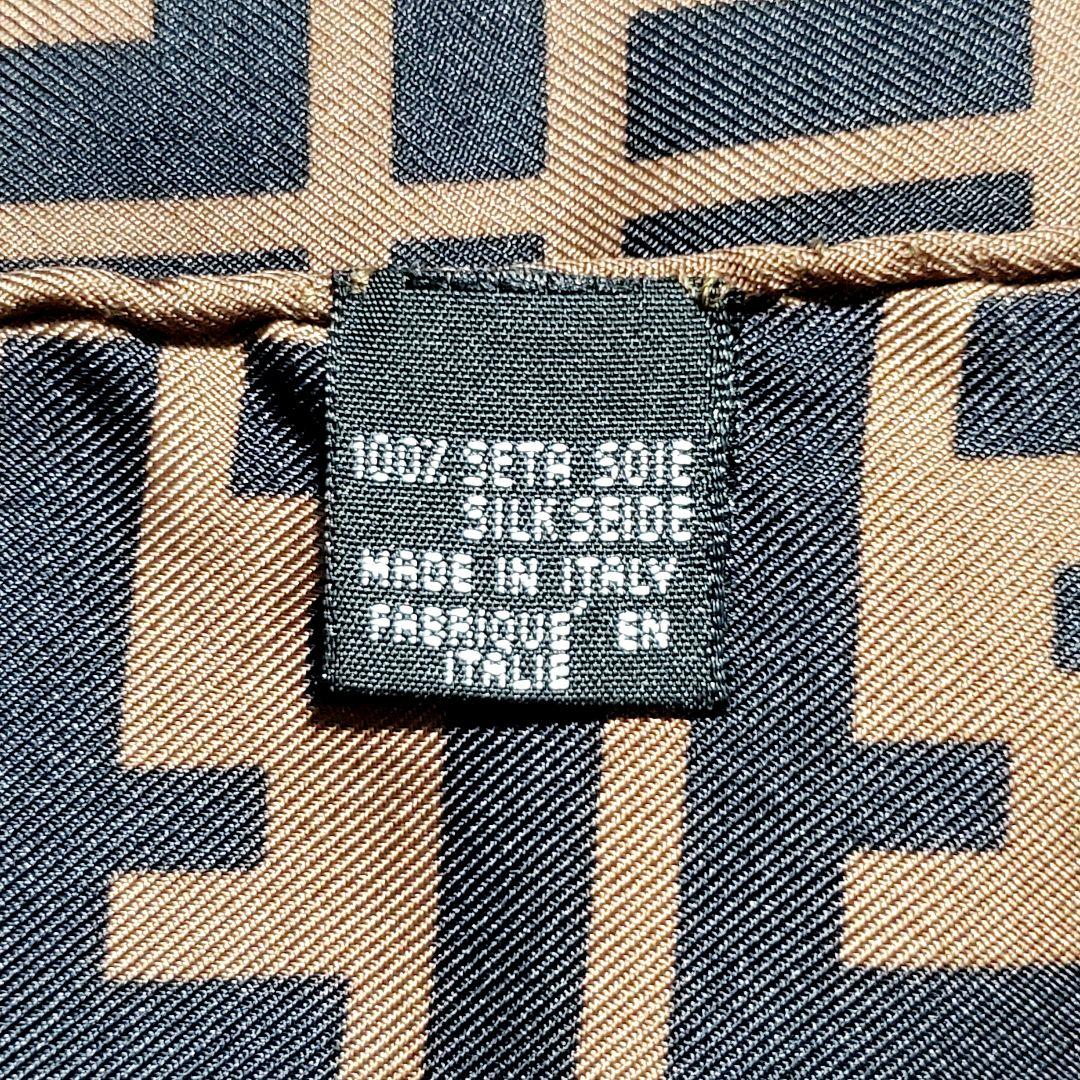 美品✨フェンディ FENDI✨スカーフ ズッカ柄 シルク100% 大判 ブラウン