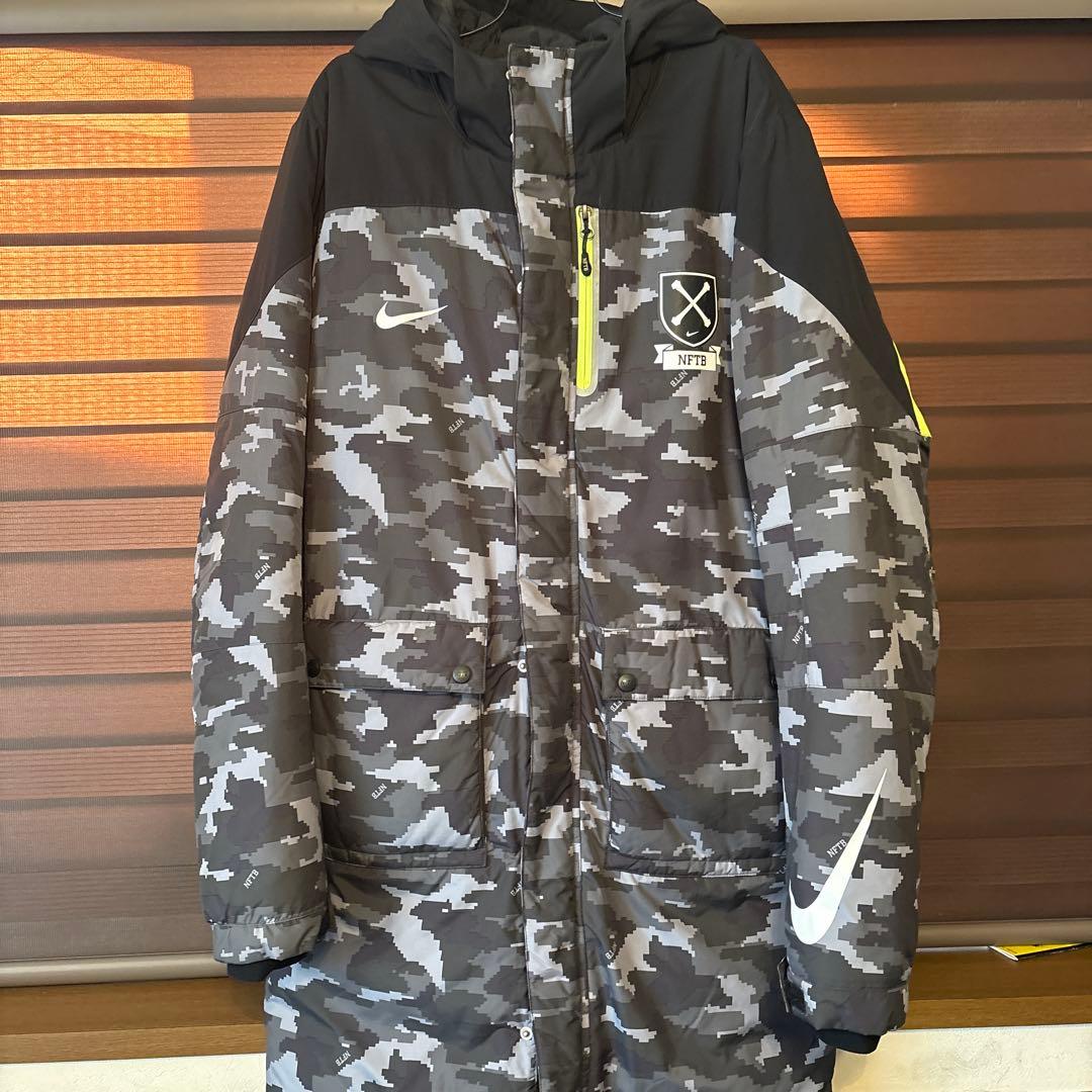 希少 美品 NIKE ナイキ NFTB 迷彩 ベンチコート サッカー フットサル