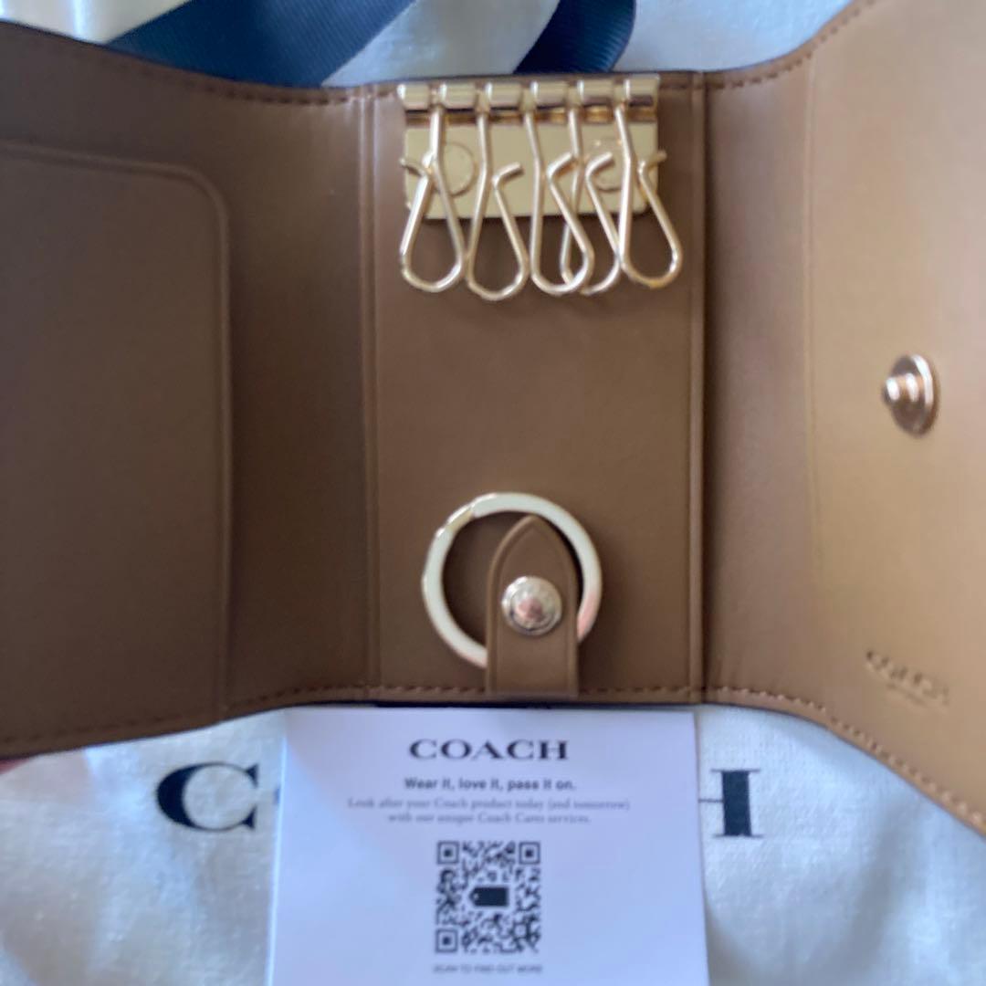 COACHのキーケース　巾着付き