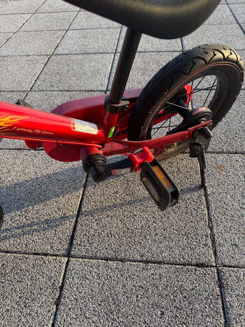 自転車 カーズ　ストライダー
