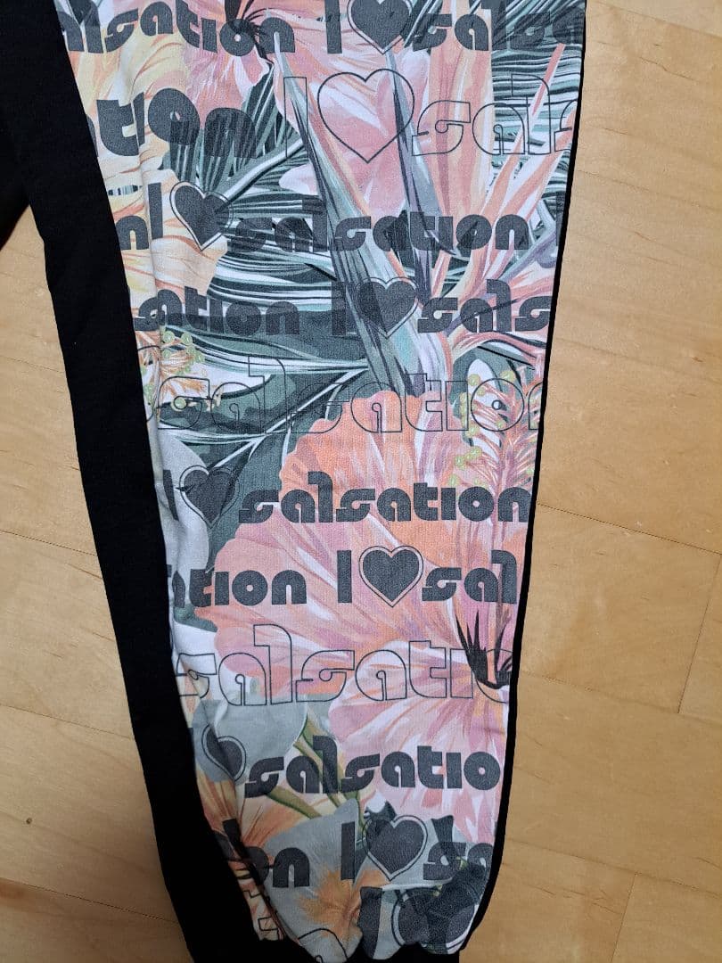 【美品】サルセーション salsation パンツ 黒 × トロピカル Mサイズ