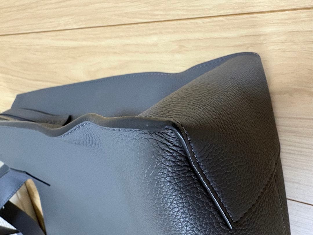 LOEWE ロエベ　バックルジップトート