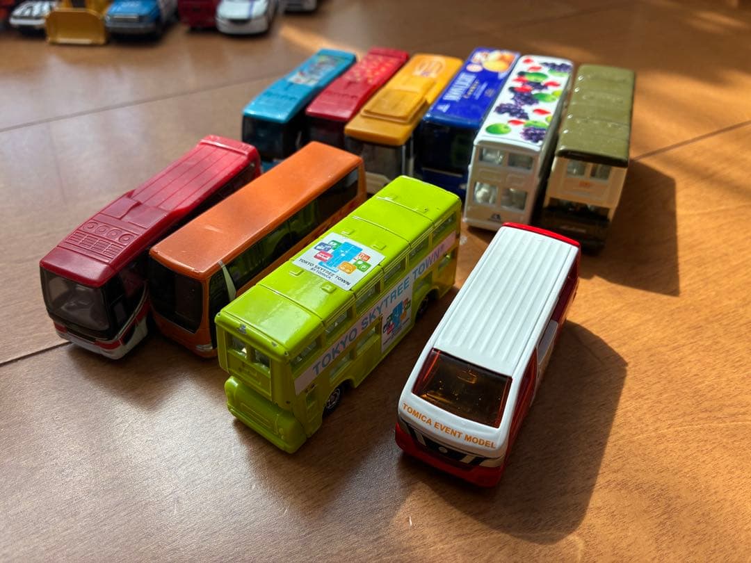 トミカ　まとめ売り　66台　バイク　ヘリコプター　スヌーピー　スポーツカー