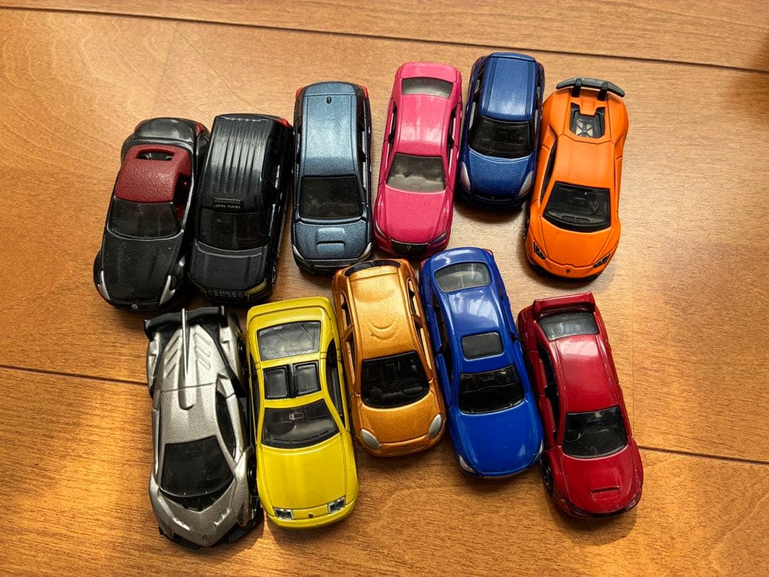 トミカ　まとめ売り　66台　バイク　ヘリコプター　スヌーピー　スポーツカー