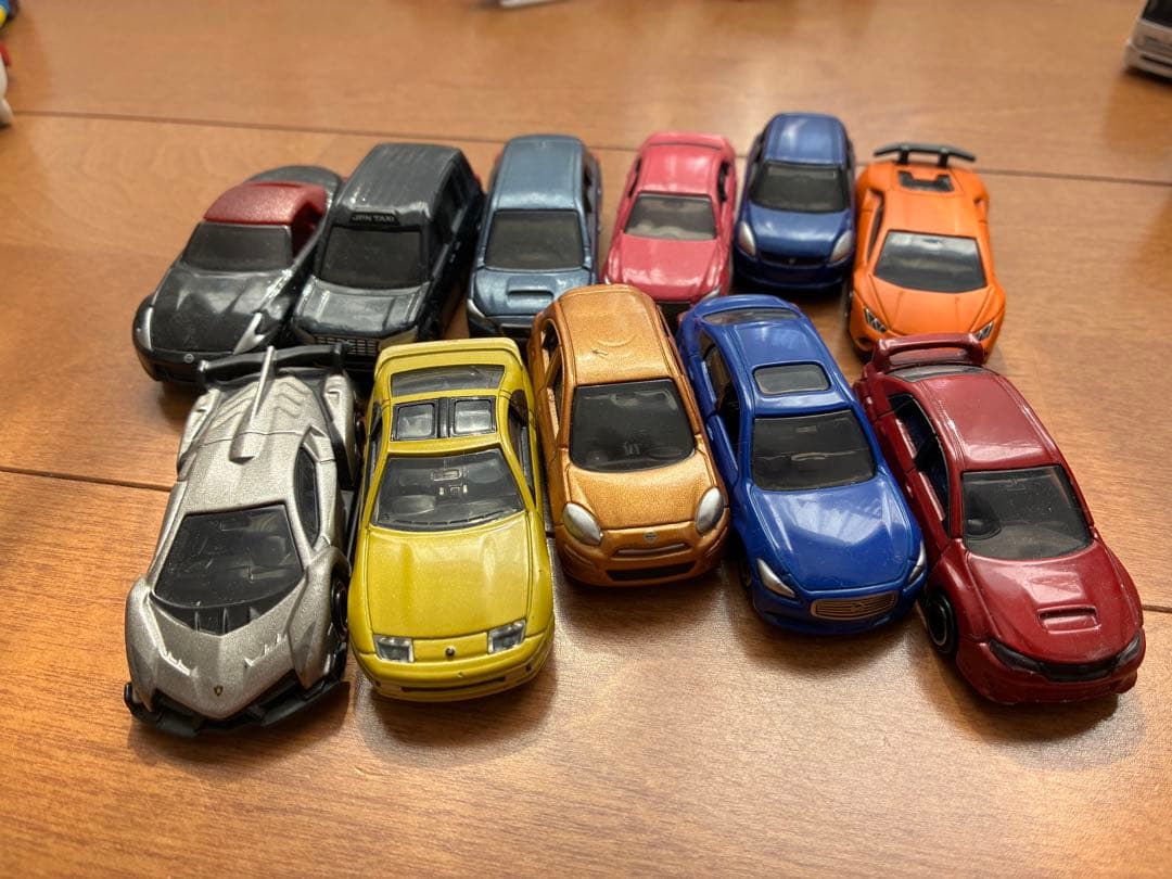 トミカ　まとめ売り　66台　バイク　ヘリコプター　スヌーピー　スポーツカー