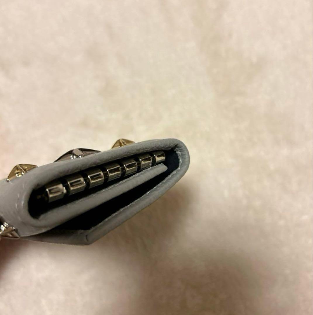 JIMMY CHOO ジミーチュウ レザーキーケース　グレー　箱袋付き