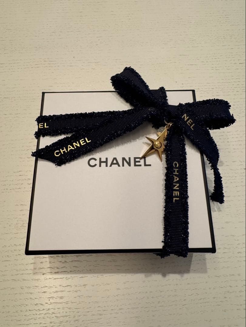 【新品未使用】CHANEL アイシャドウ レキャトル オンブル226