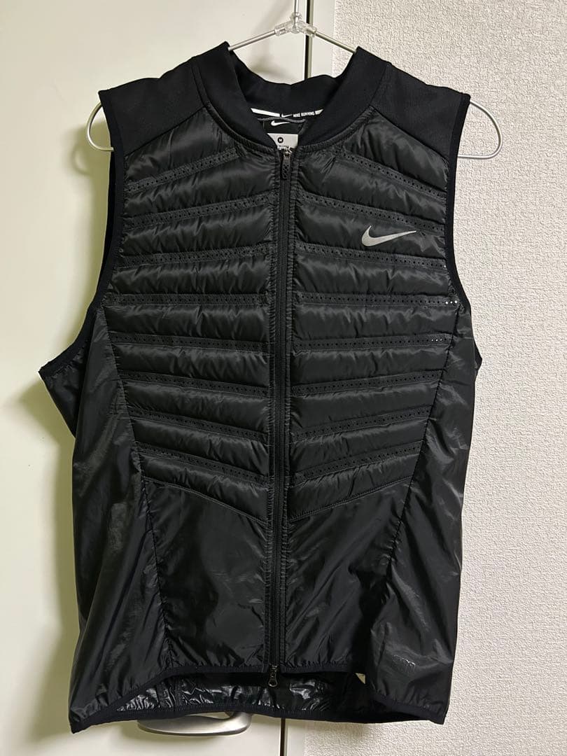 【美品】NIKE エアロロフト ランニングベスト ダウン