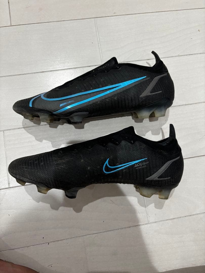 Nike Mercurial ブラック/ブルー スパイクシューズ