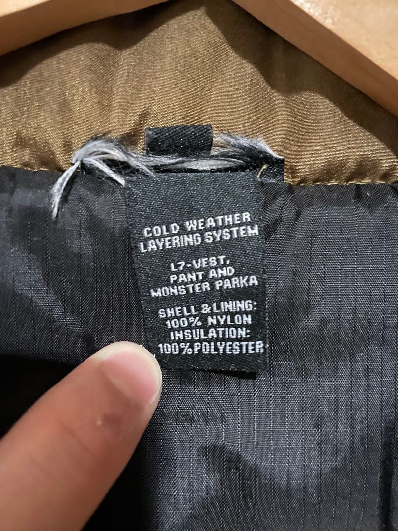 ビヨンド社製 PCU TYPE Level7 VEST プリマロフトベスト M