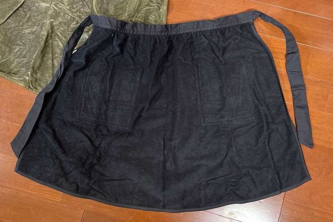 ★半額以下超お得★【ホットマン】【新品タグ付き】エプロン黒とカーキ２枚セット