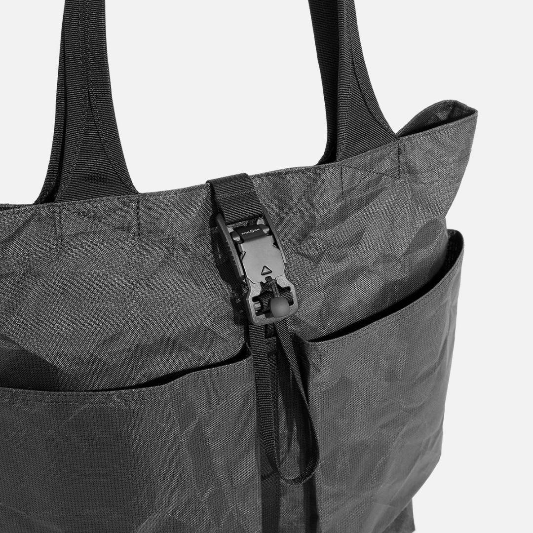 AER Simple Tote Black トートバッグ