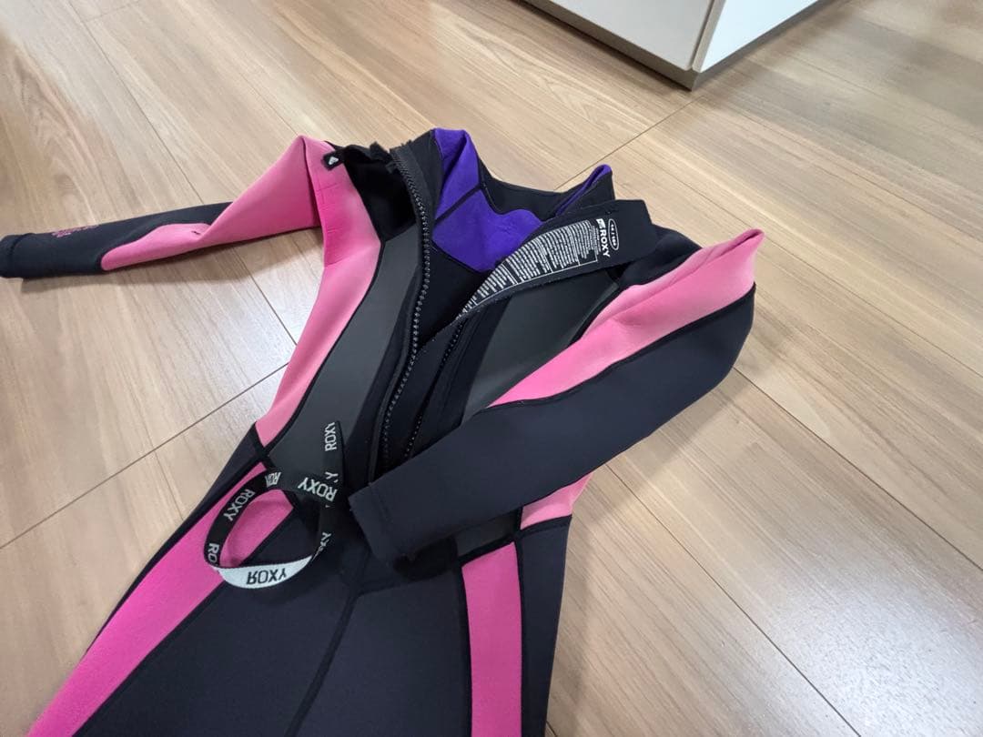 ★美品★お洒落　ロキシー　フルスーツ　ウエットスーツ　サーフィン　可愛い