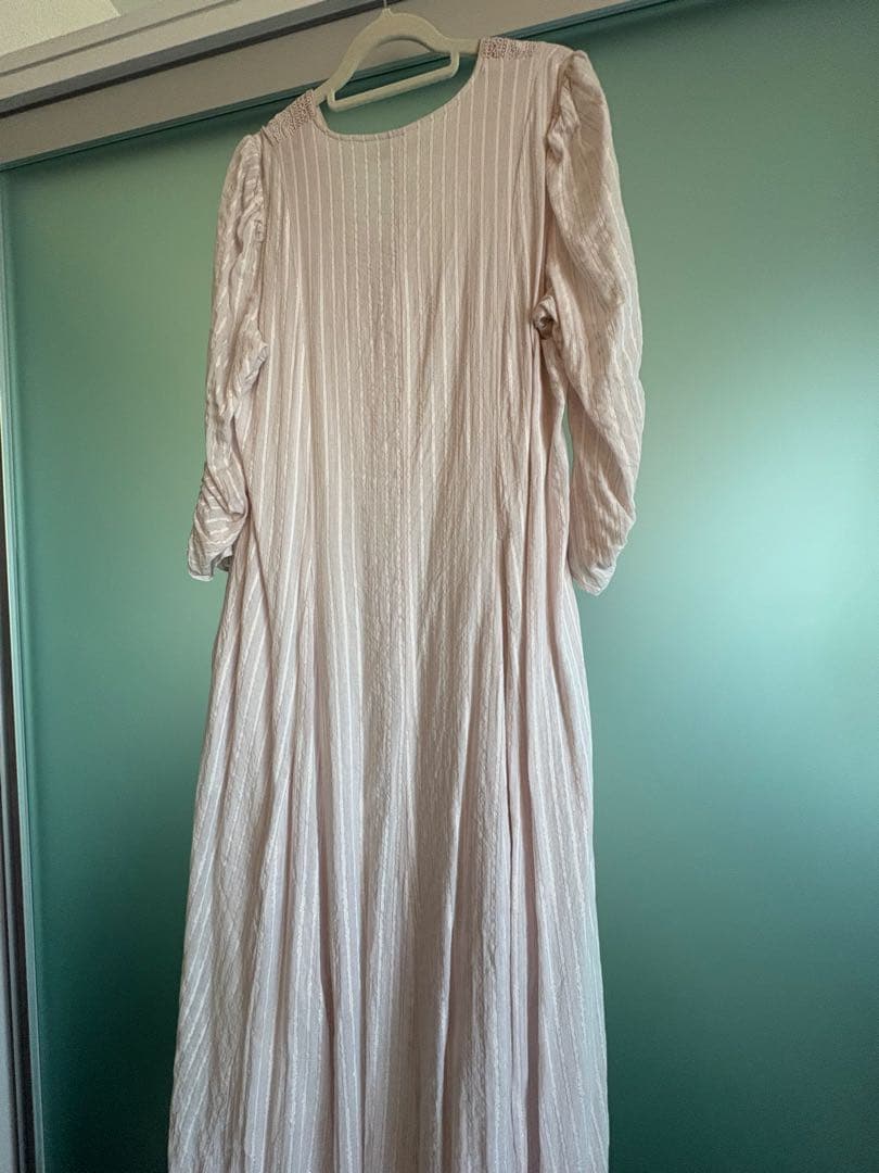 【美品】ヌキテパコットンルレックスロングワンピースピンク(M)サイズ2024AW