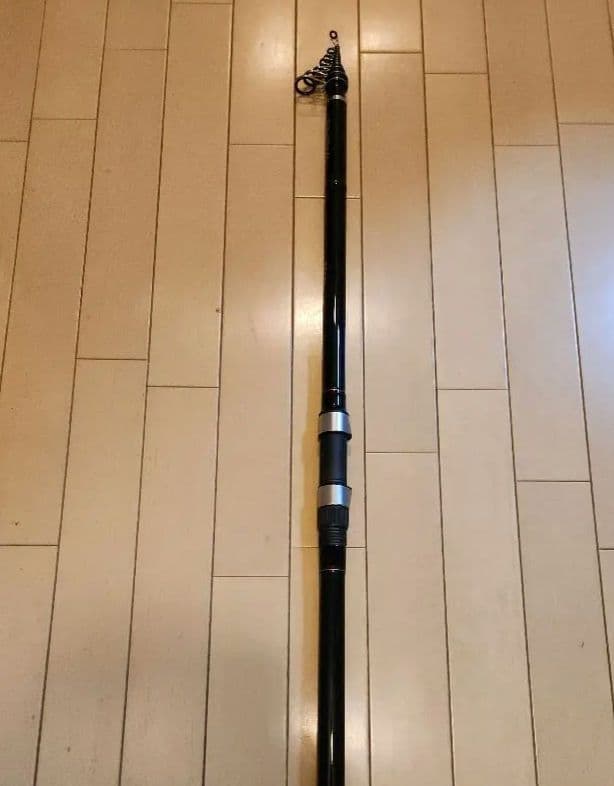 DAIWA　REGAL 4-53遠投 磯竿 5.30m