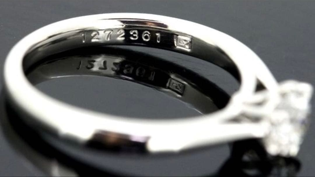 ラザールダイヤモンド0.40ct F リング VVS2 指輪 Pt950【中古】