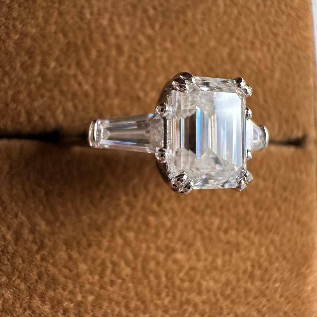 モアサナイト　エメラルドカット　リング　2ct 11.5号