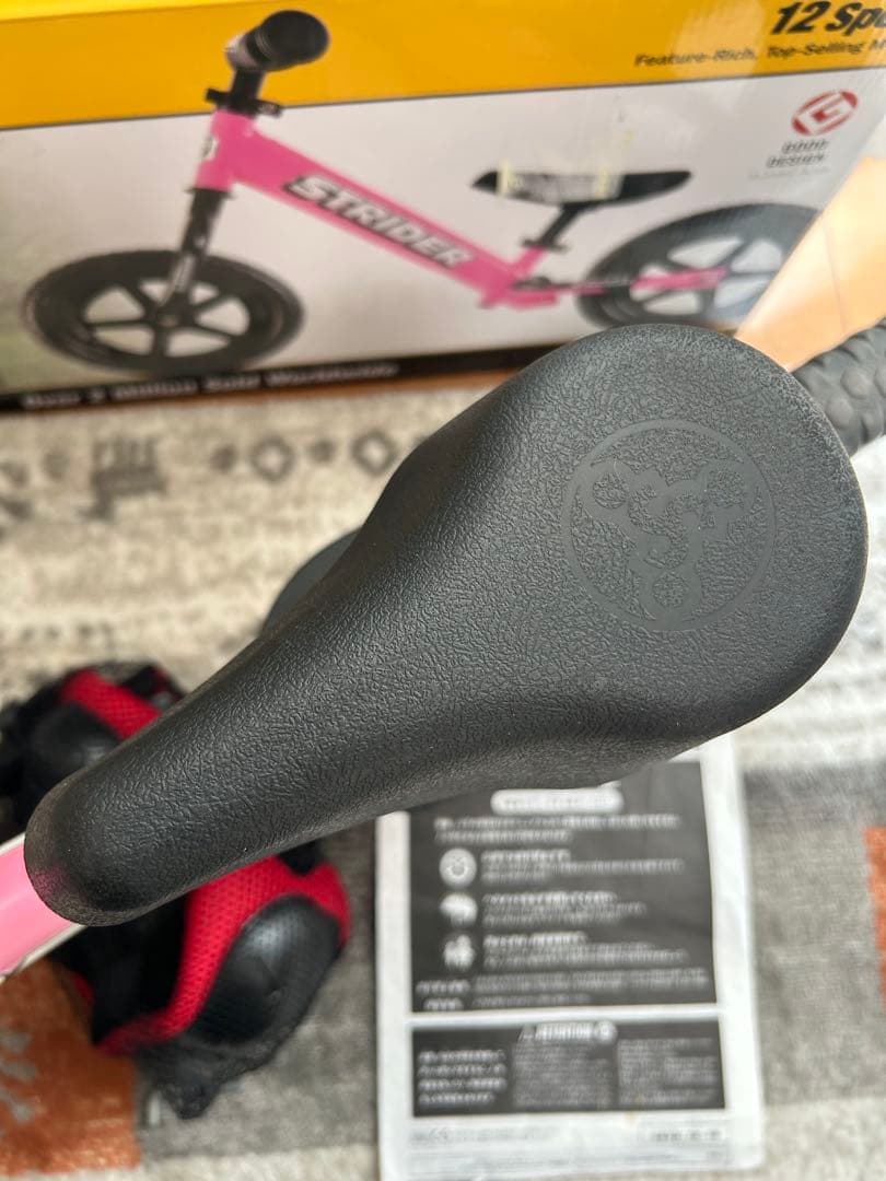 STRIDER ピンク　12インチ SPORT スポーツ　プロテクター付