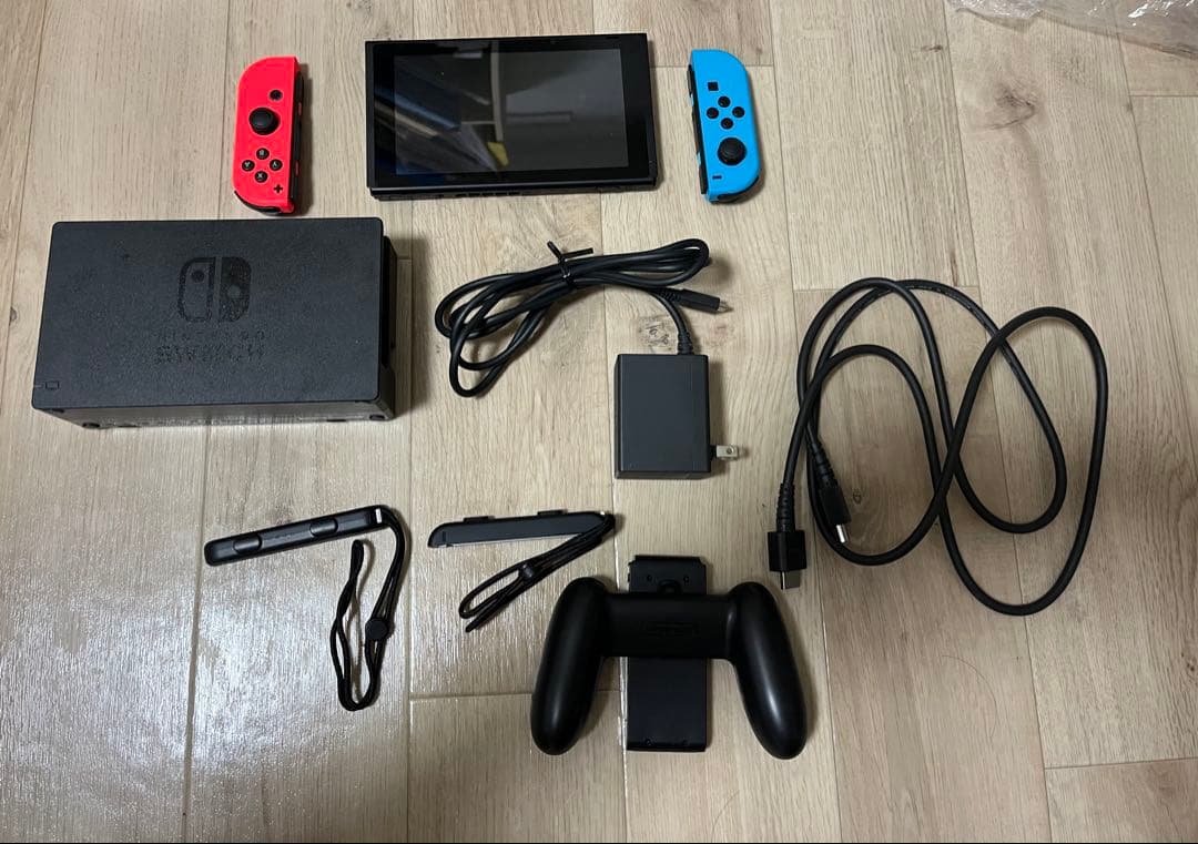 赤/青 ニンテンドースイッチ Nintendo Switch 本体