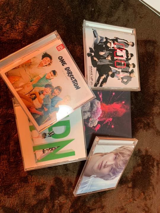 CD,DVD,グッズ,雑誌,トレカ,ノートまとめ売り