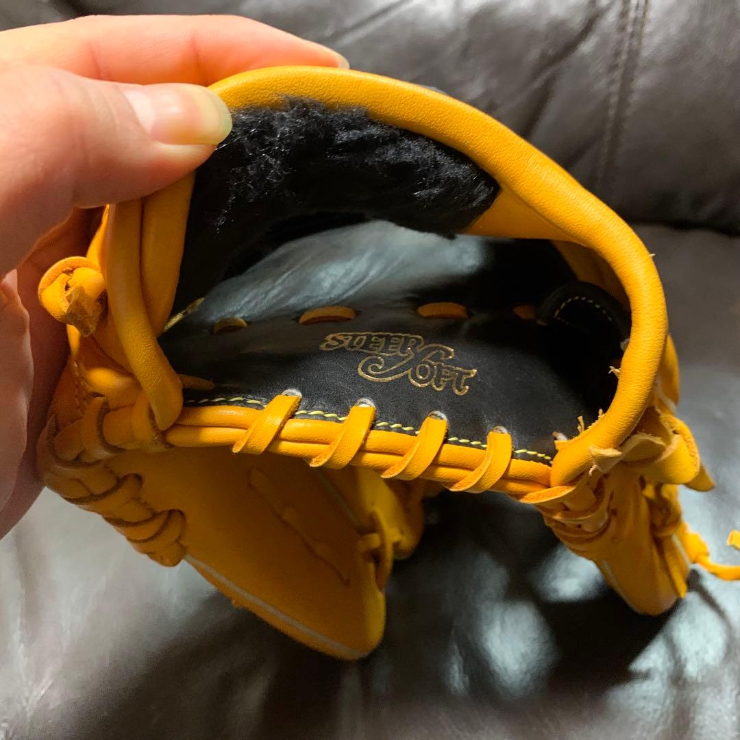 Mizuno フィールドグリスター軟式内野用グローブ イエロー
