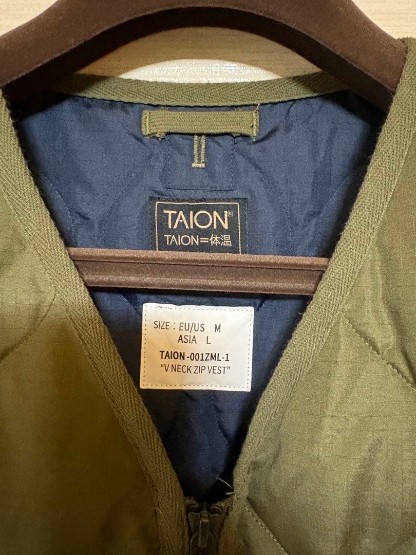 TAION V NECK ZIP VEST カーキ Lサイズ