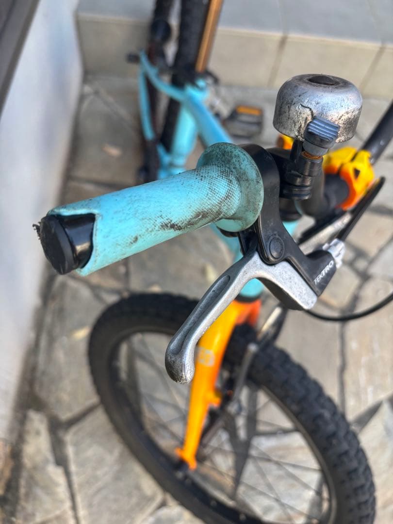 ヨツバサイクル　自転車　20インチ